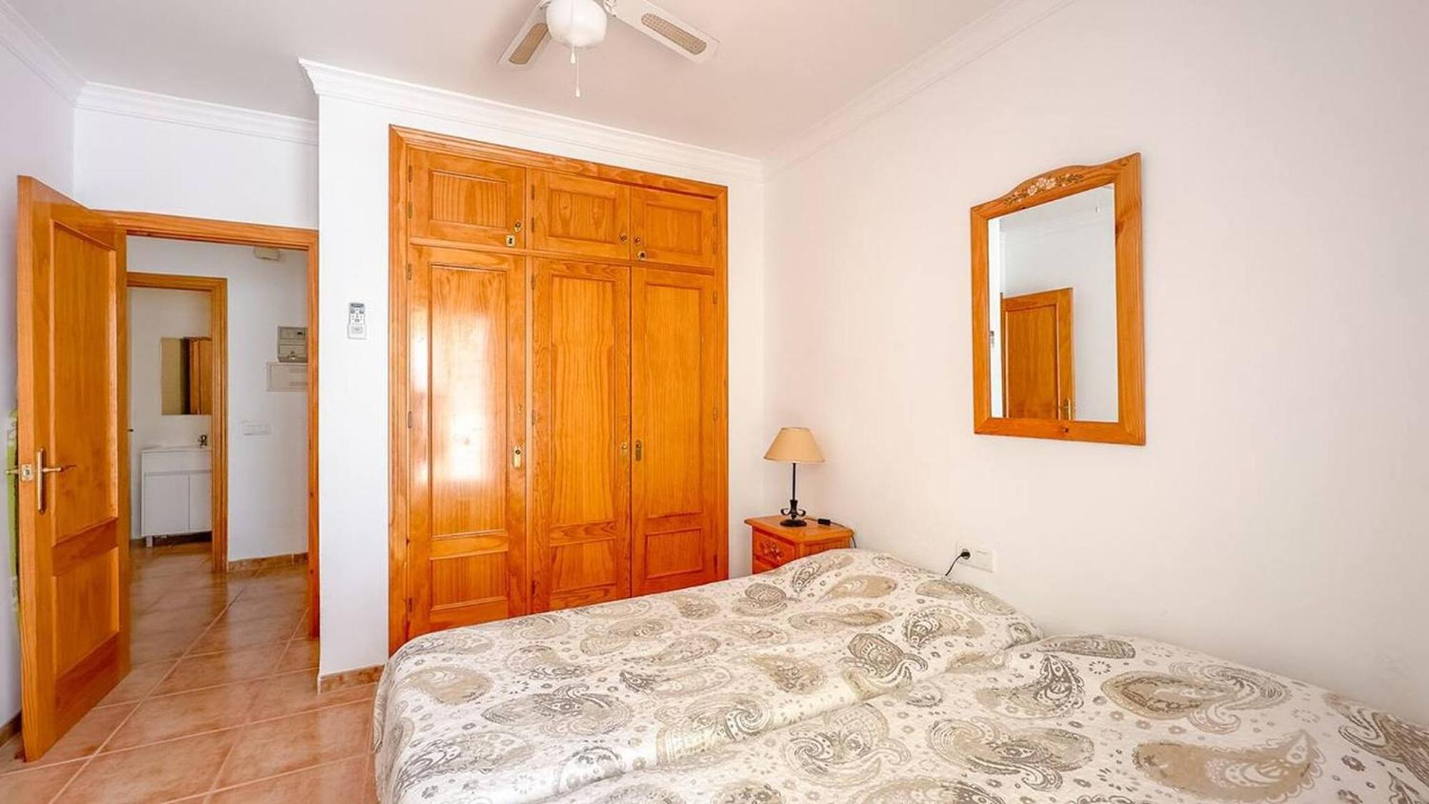 Cd-1941 Two Bedroom With Patio *